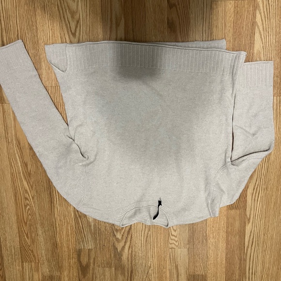 Jenni Kayne Everyday Sweater Oatmeal Cream Cashmere Blend Pullover Size Small - Picture 4 of 9